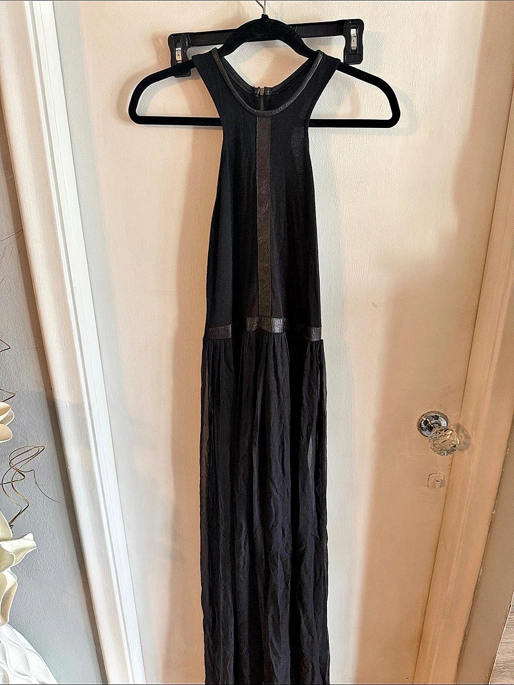 Heather Maxi Sleeveless Dress in Black Size Small